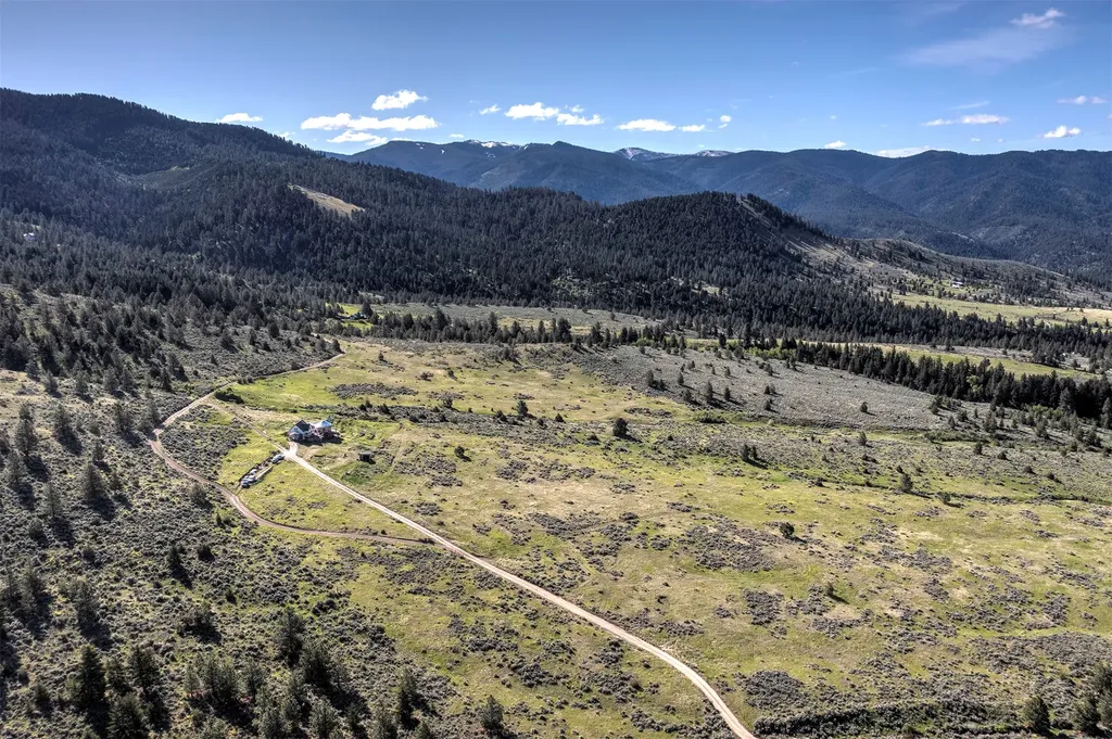 2879 Soft Rock Road Corvallis MT 59828