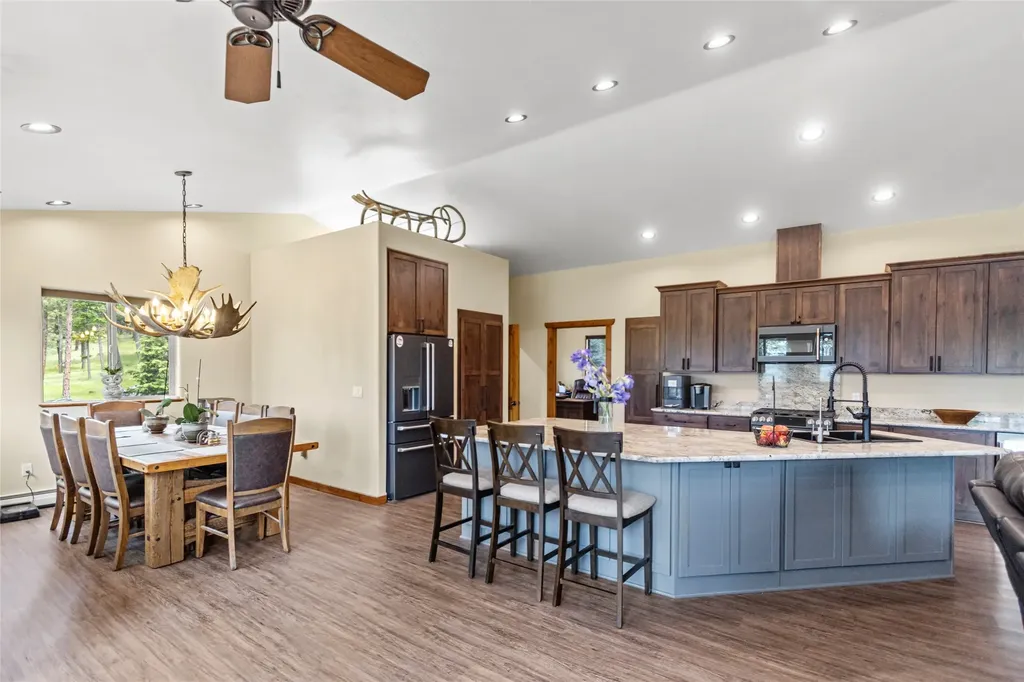 184 High Road Kalispell MT 59901