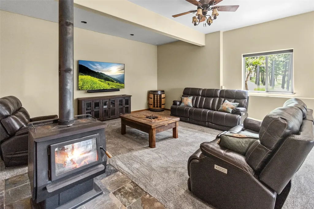 184 High Road Kalispell MT 59901