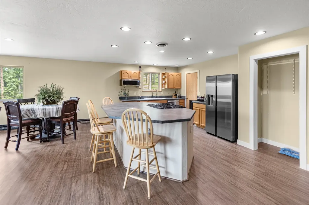 184 High Road Kalispell MT 59901