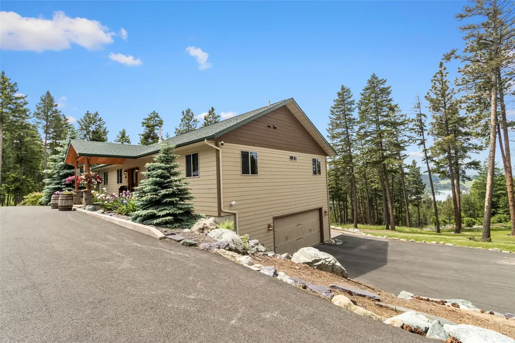 184 High Road Kalispell MT 59901