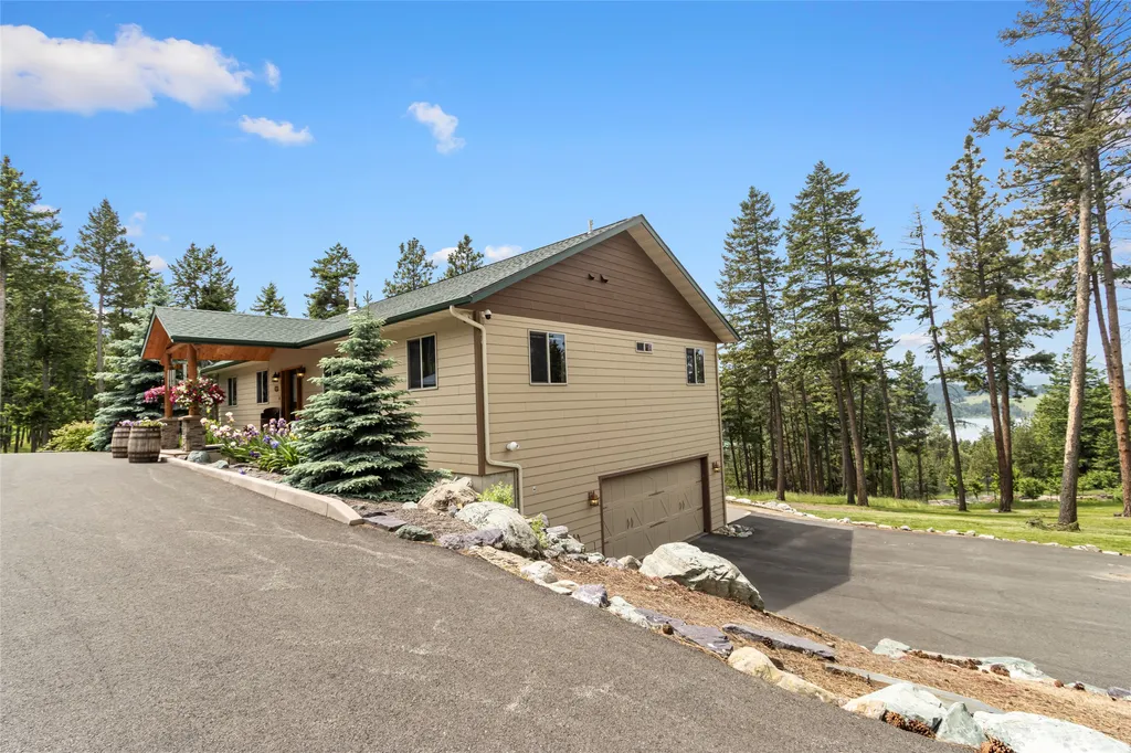 184 High Road Kalispell MT 59901