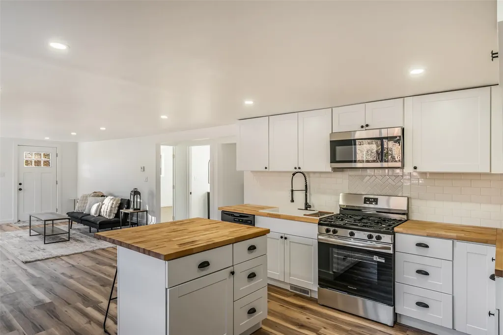 2945 Amherst Avenue Butte MT 59701