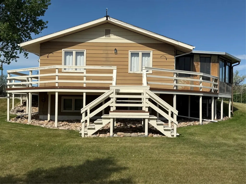 404 Flagler Avenue Geraldine MT 59446