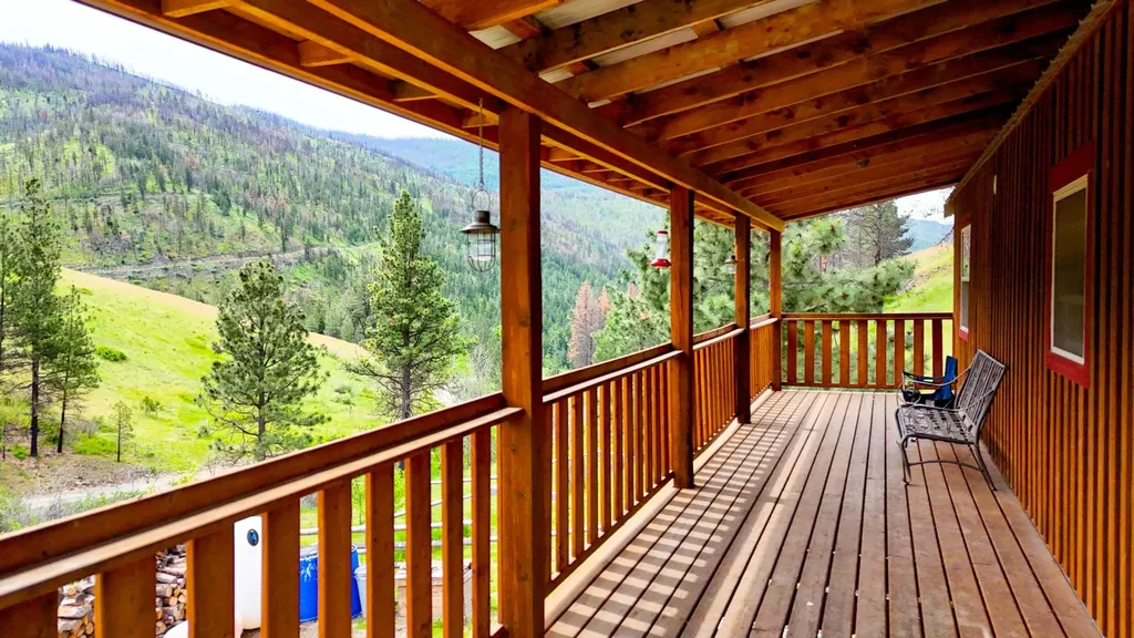 407 Mclaughlin Creek Road Paradise MT 59856