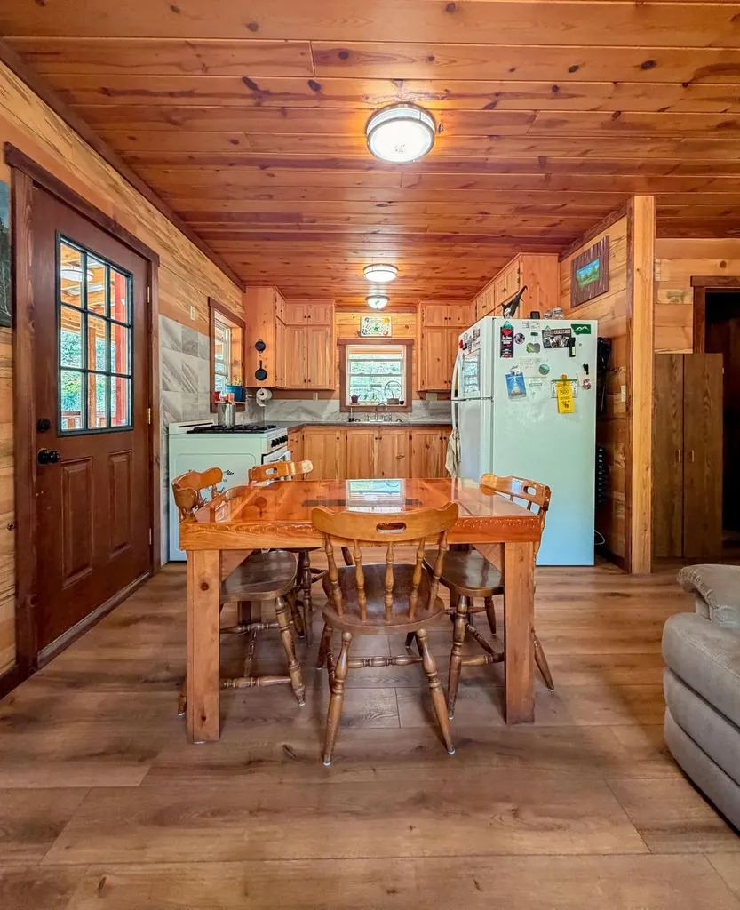 407 Mclaughlin Creek Road Paradise MT 59856