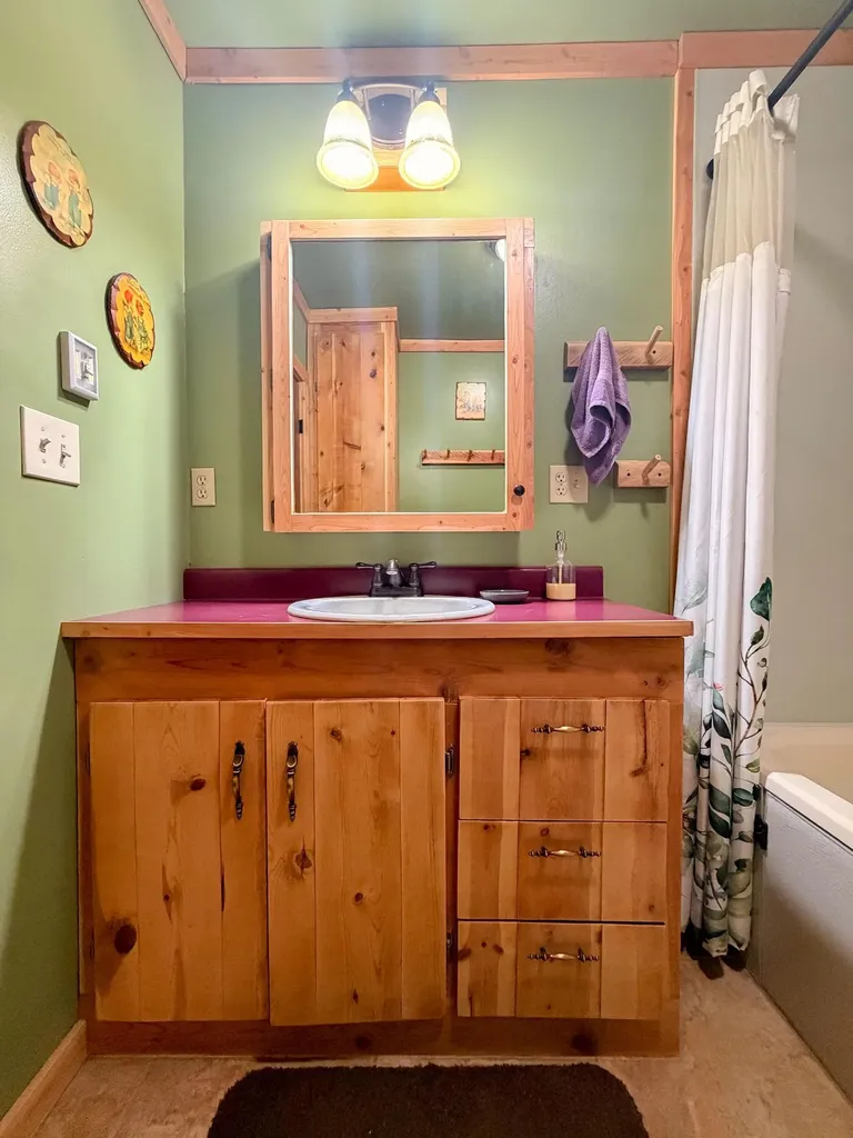 407 Mclaughlin Creek Road Paradise MT 59856