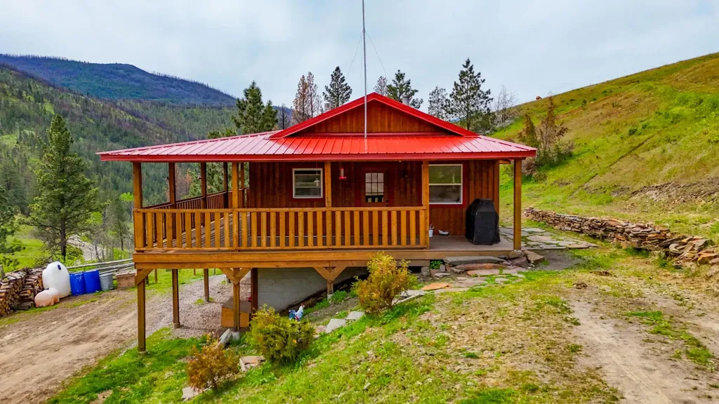 407 Mclaughlin Creek Road Paradise MT 59856