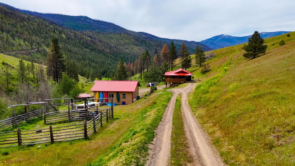 407 Mclaughlin Creek Road Paradise MT 59856