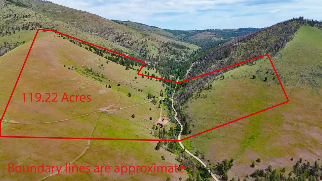 407 Mclaughlin Creek Road Paradise MT 59856