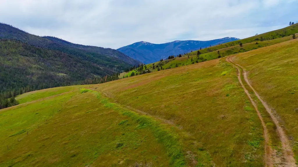407 Mclaughlin Creek Road Paradise MT 59856