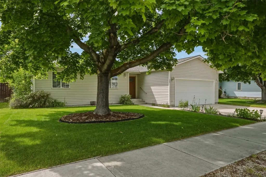 135 Alice Avenue Hamilton MT 59840