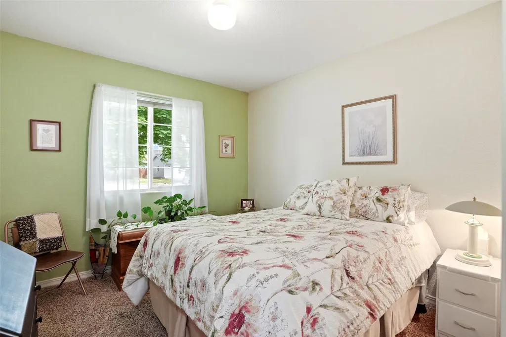 135 Alice Avenue Hamilton MT 59840