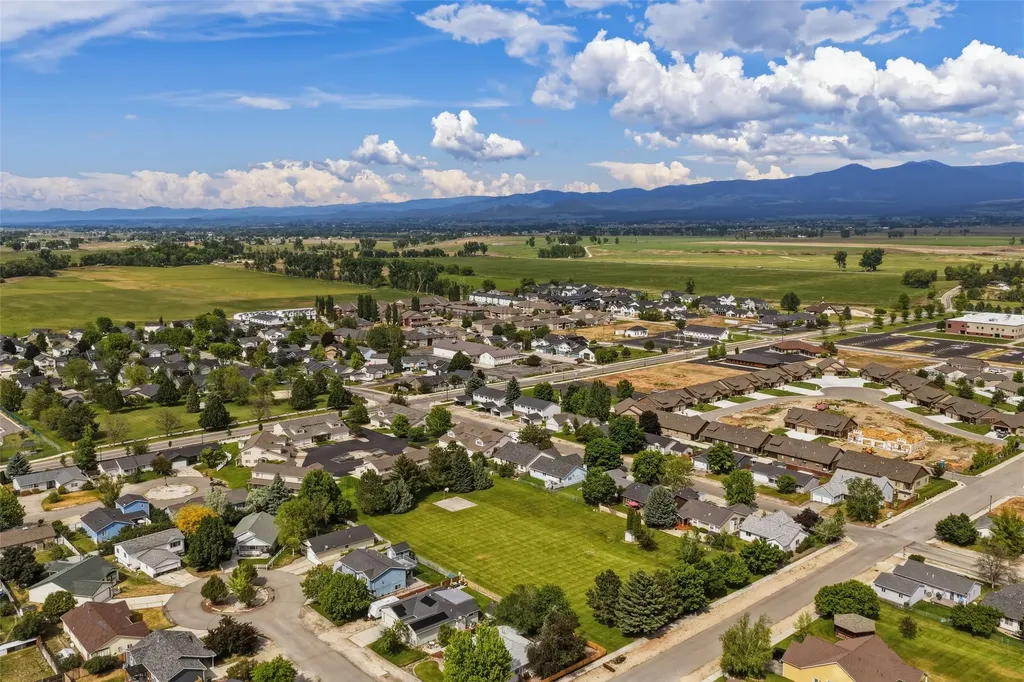 135 Alice Avenue Hamilton MT 59840
