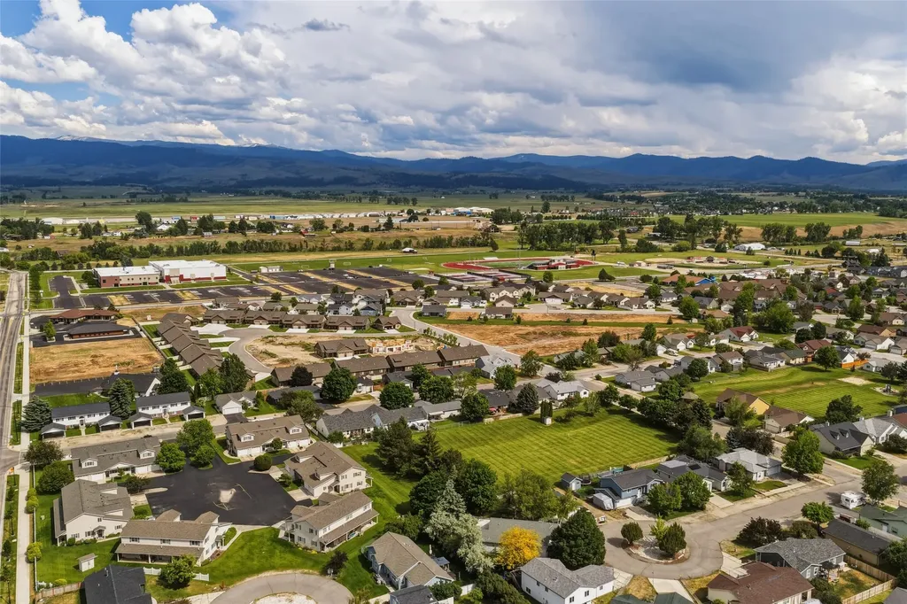 135 Alice Avenue Hamilton MT 59840