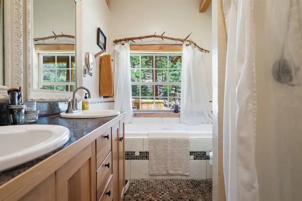 24 Forrest Drive Jefferson City MT 59638