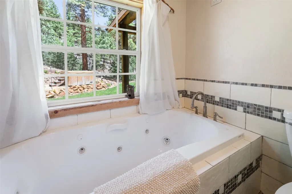 24 Forrest Drive Jefferson City MT 59638