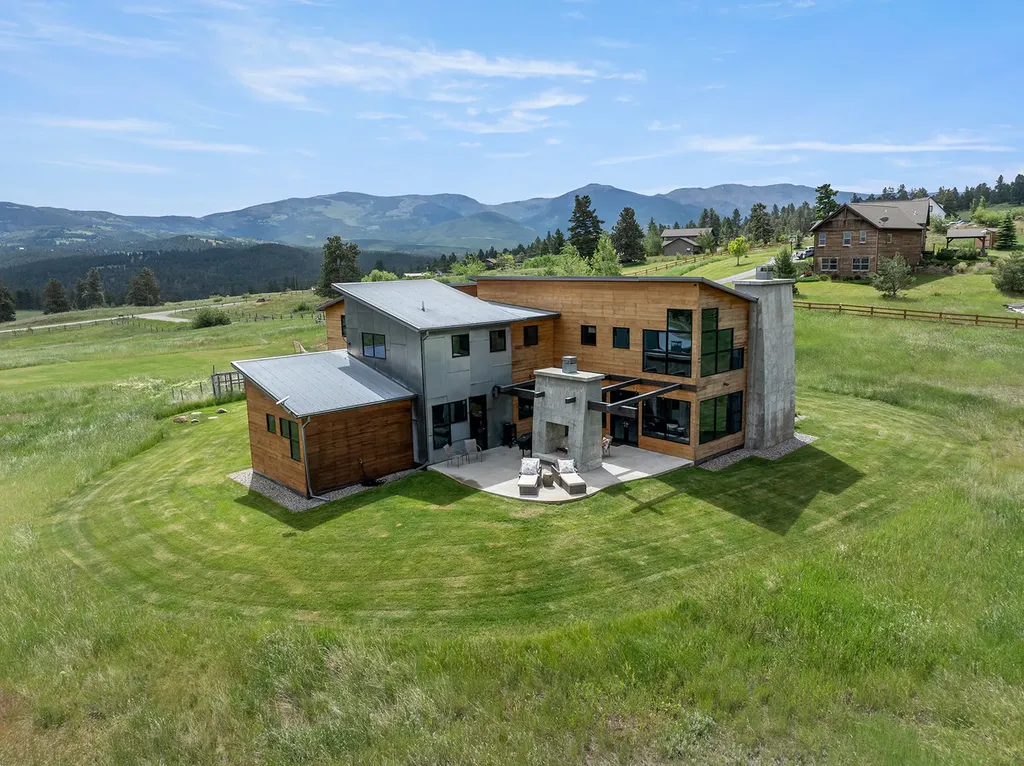 2 Finn Mountain Road Montana City MT 59634