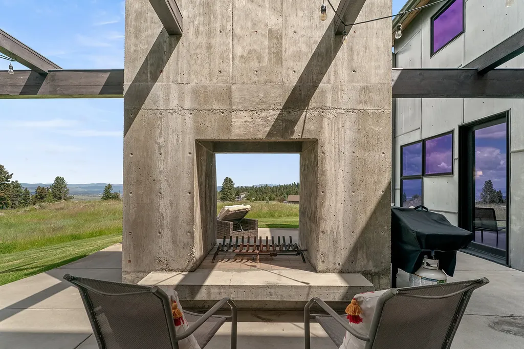 2 Finn Mountain Road Montana City MT 59634