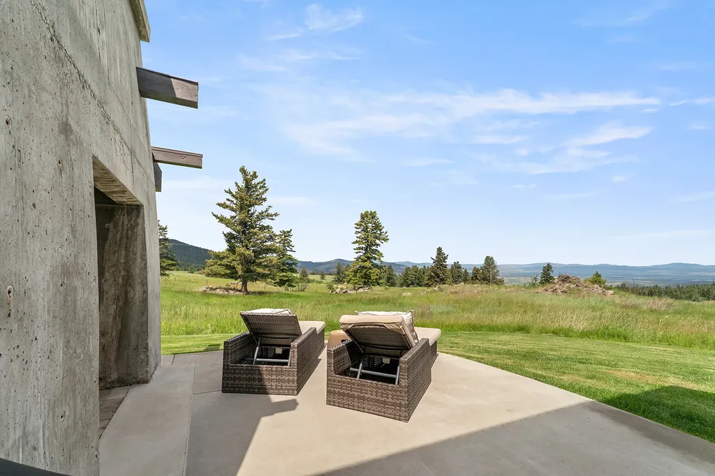 2 Finn Mountain Road Montana City MT 59634