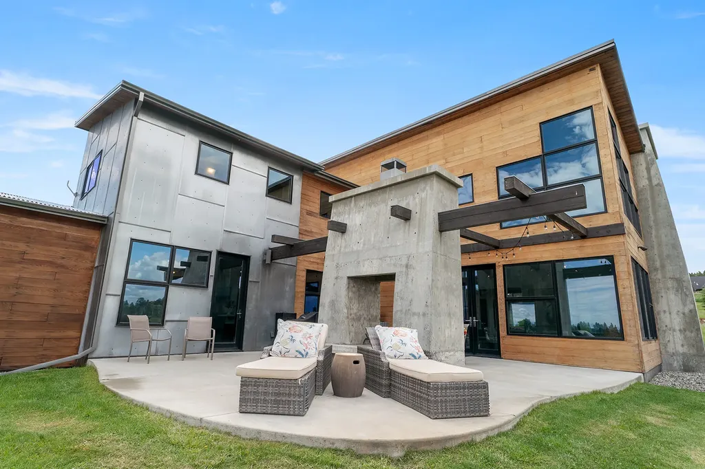 2 Finn Mountain Road Montana City MT 59634