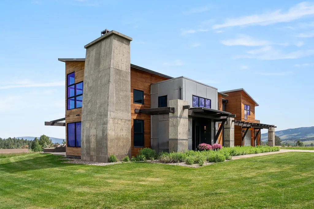 2 Finn Mountain Road Montana City MT 59634