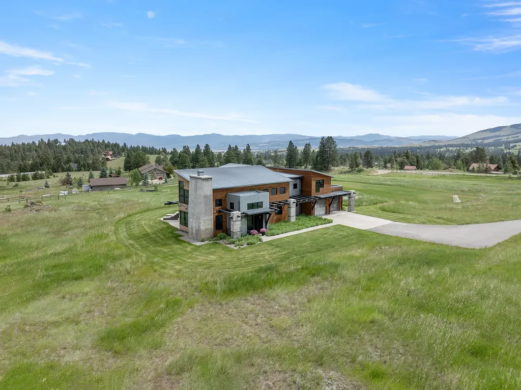 2 Finn Mountain Road Montana City MT 59634