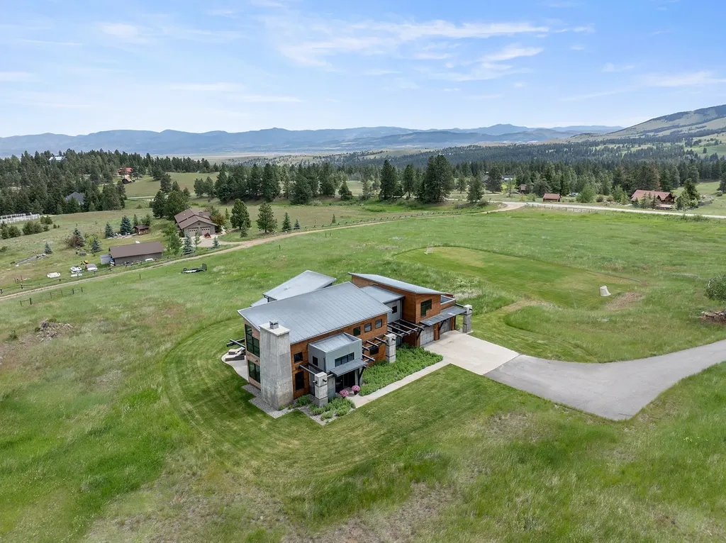 2 Finn Mountain Road Montana City MT 59634