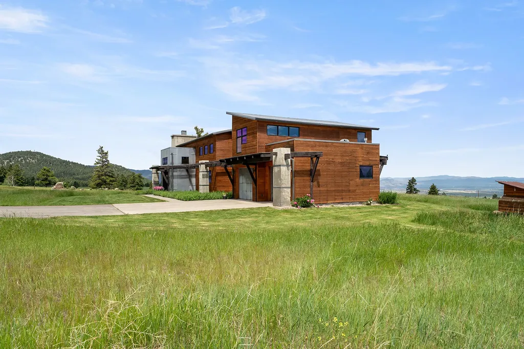 2 Finn Mountain Road Montana City MT 59634