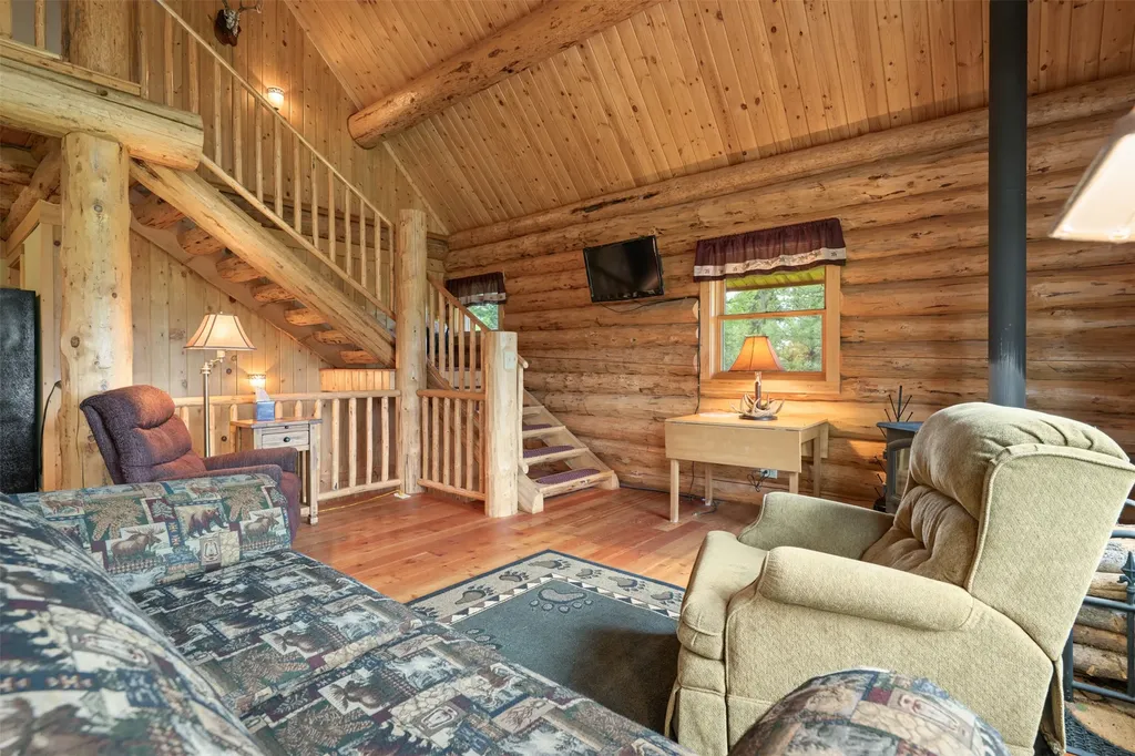 355 Tanager Trail Condon MT 59826