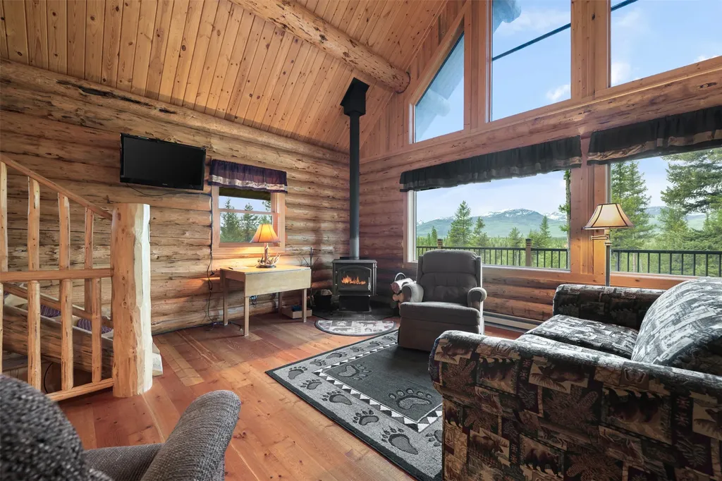 355 Tanager Trail Condon MT 59826