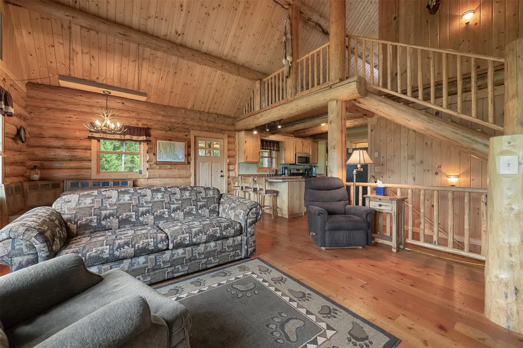 355 Tanager Trail Condon MT 59826