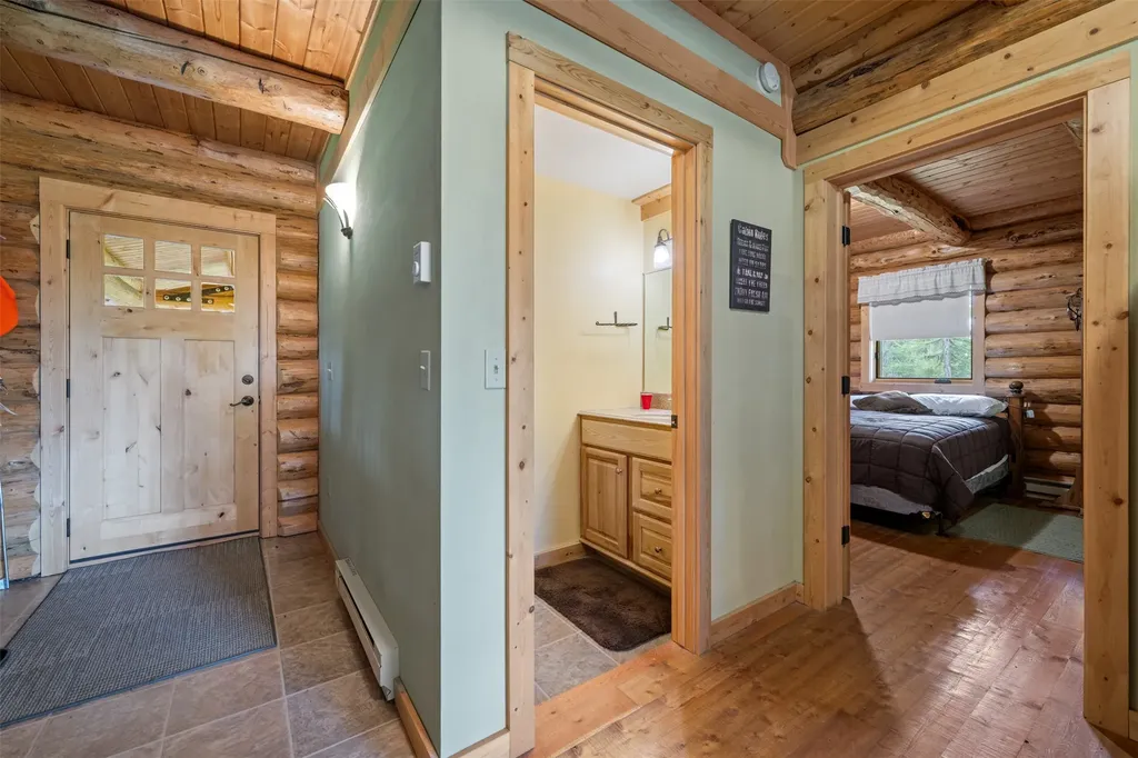 355 Tanager Trail Condon MT 59826