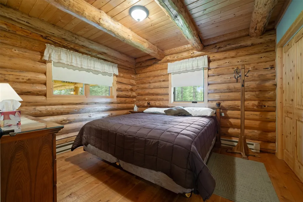 355 Tanager Trail Condon MT 59826