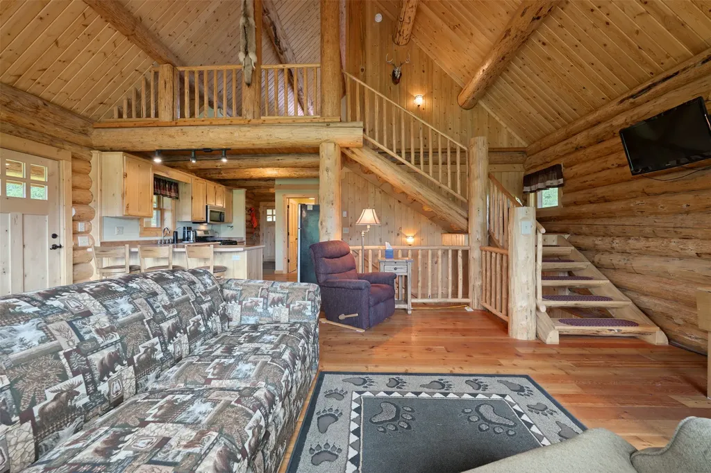 355 Tanager Trail Condon MT 59826
