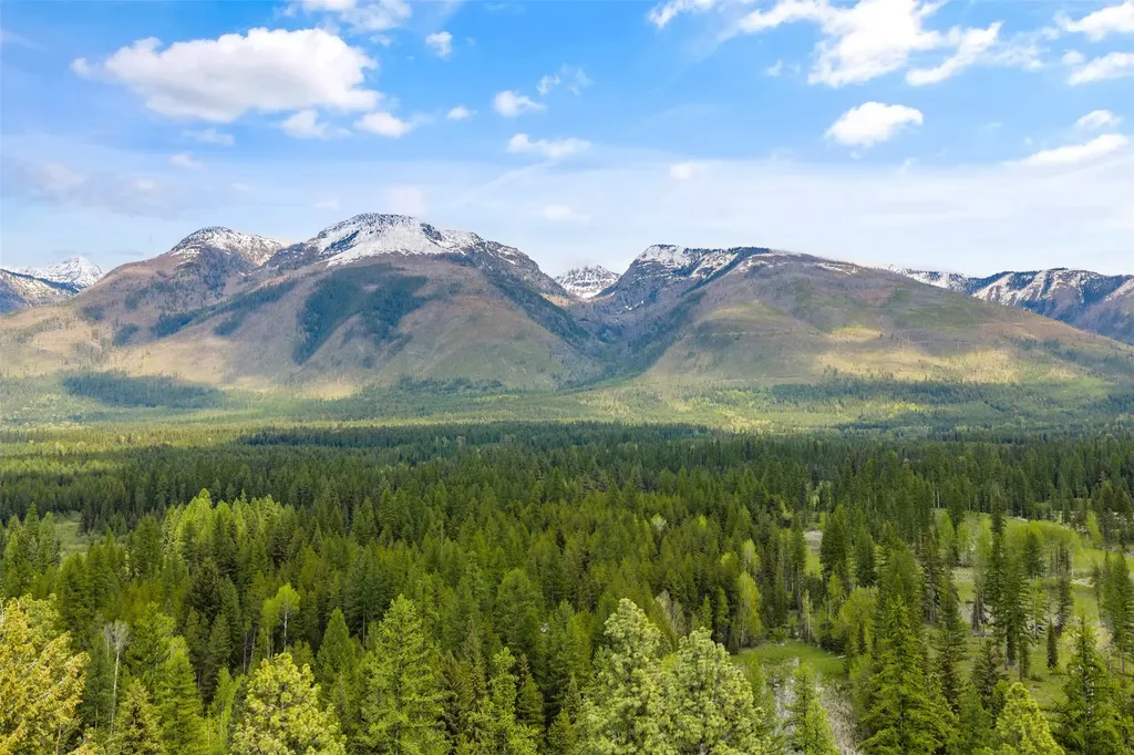 355 Tanager Trail Condon MT 59826