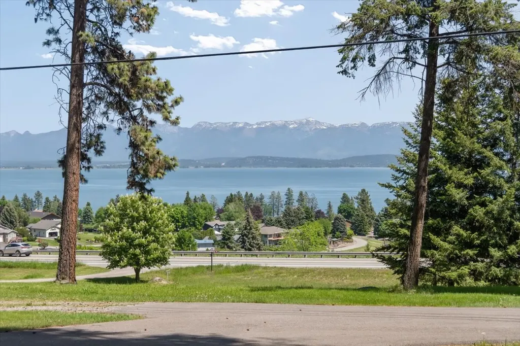 6650 Us Hwy 93 S Lakeside MT 59922