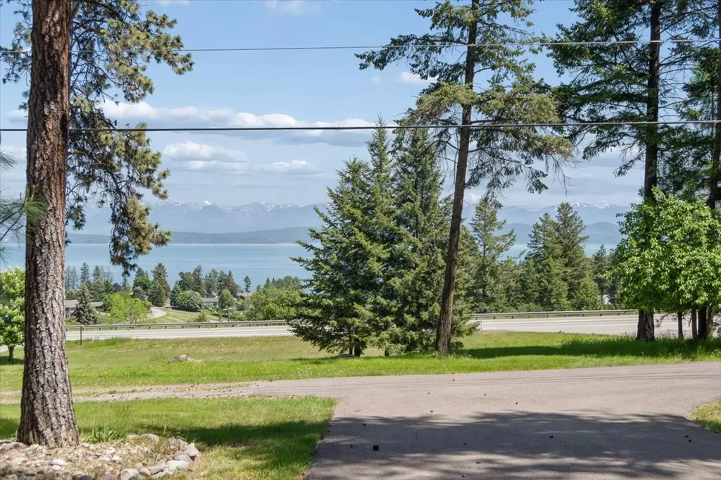 6650 Us Hwy 93 S Lakeside MT 59922
