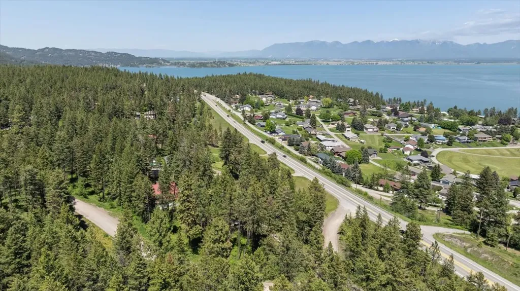 6650 Us Hwy 93 S Lakeside MT 59922