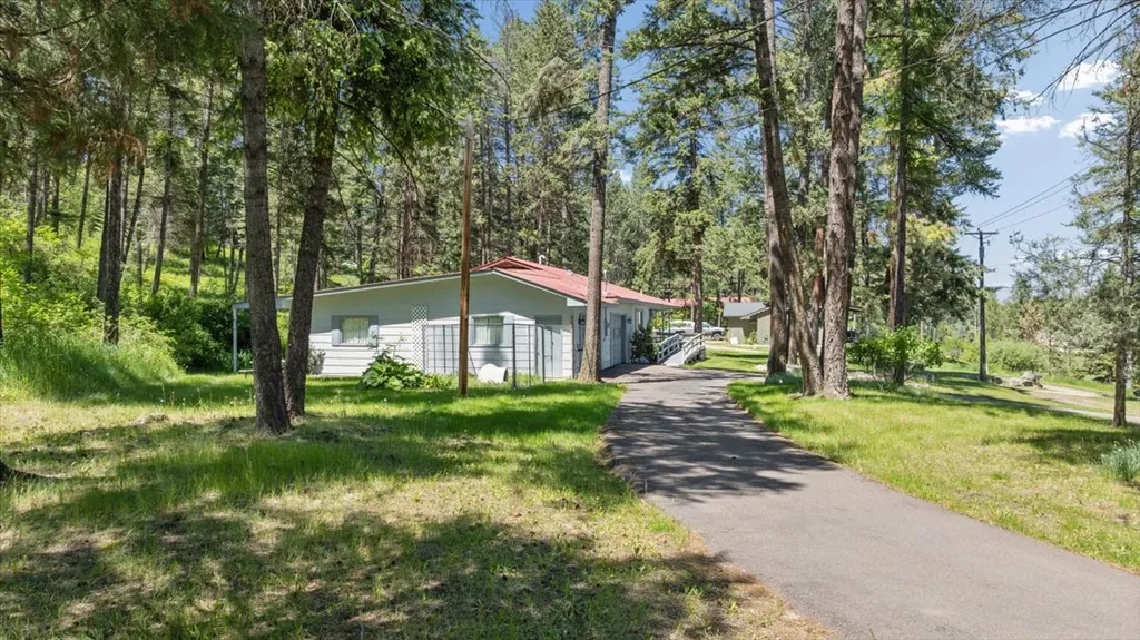 6650 Us Hwy 93 S Lakeside MT 59922