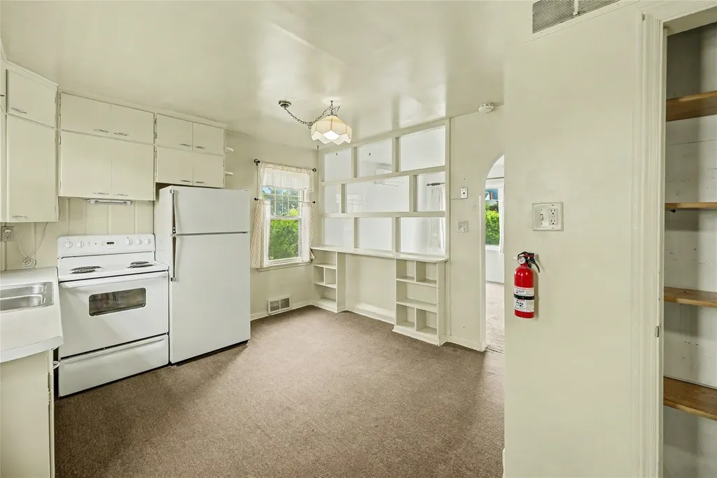 1038 Missoula Avenue Helena MT 59601