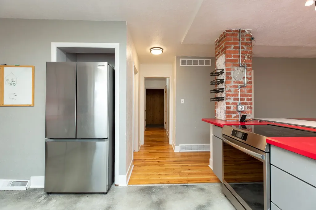 1732 Defoe Street Missoula MT 59802
