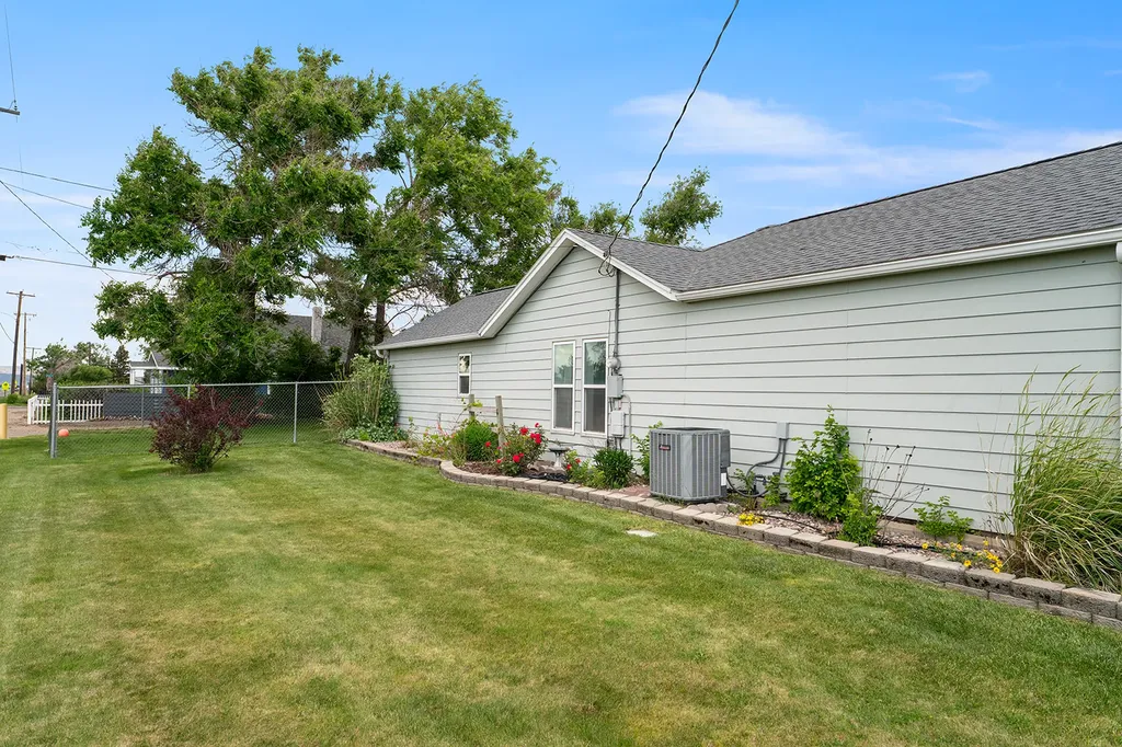 401 N Montana Avenue East Helena MT 59635