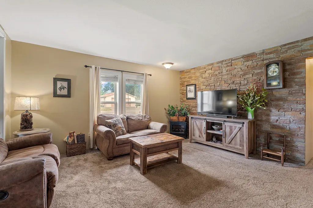 401 N Montana Avenue East Helena MT 59635