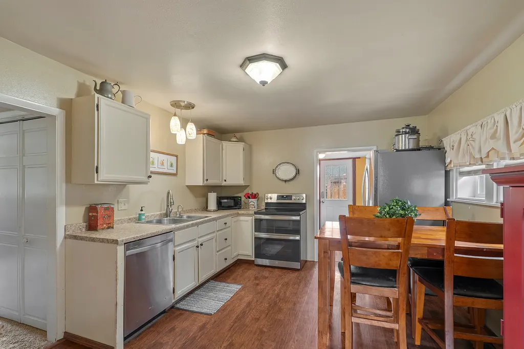 401 N Montana Avenue East Helena MT 59635