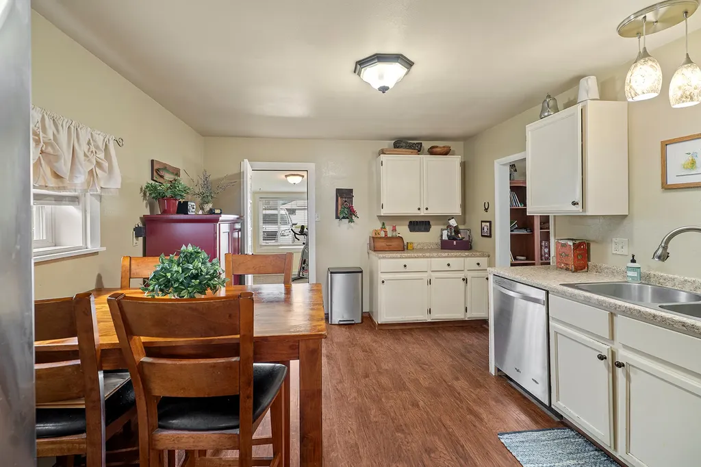 401 N Montana Avenue East Helena MT 59635