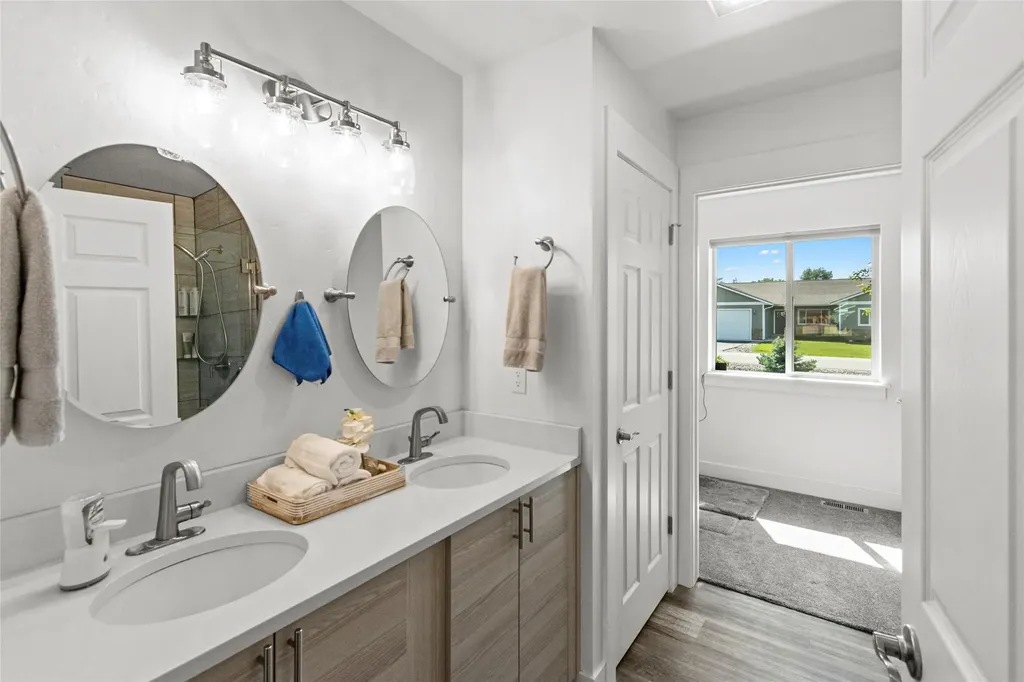 242 Kendal Loop Kalispell MT 59901