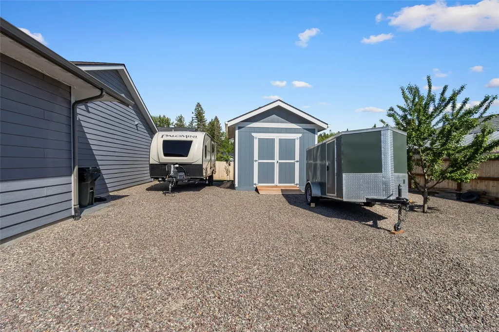 242 Kendal Loop Kalispell MT 59901