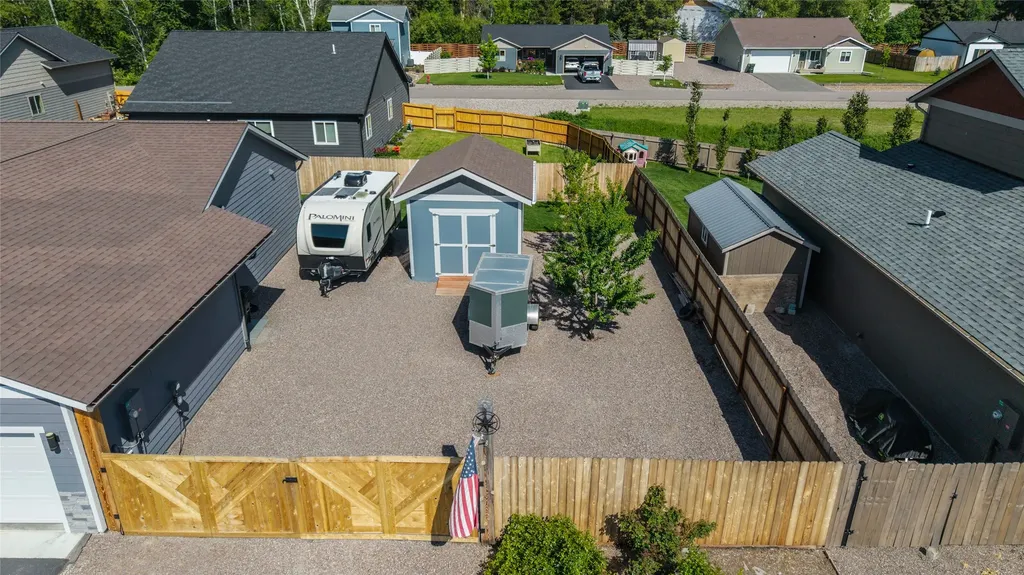 242 Kendal Loop Kalispell MT 59901