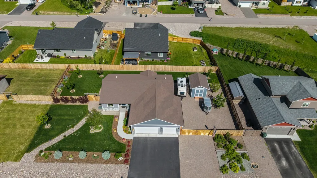 242 Kendal Loop Kalispell MT 59901